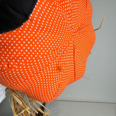 Lot 2 Pumkin Jack O'Lantern decor