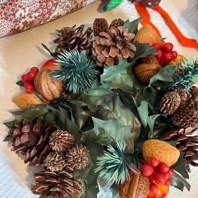 Lot 12 Thanksgiving decor