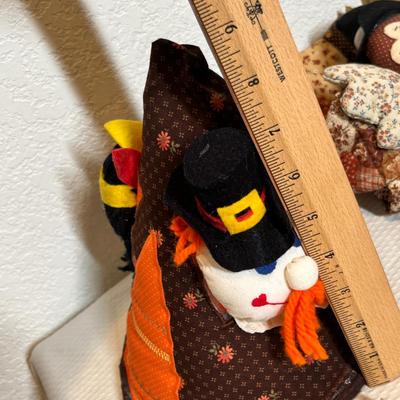 Lot 12 Thanksgiving decor
