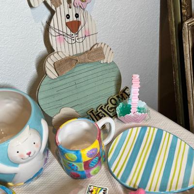 Lot 15 Kitchen Easter Decor