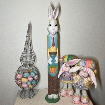 Lot 17 Tall Easter Decor
