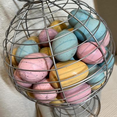 Lot 17 Tall Easter Decor