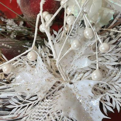 Lot 18 Lot of 3 Wreaths in totes