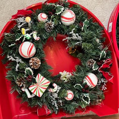 Lot 19 3 Wreathes in totes