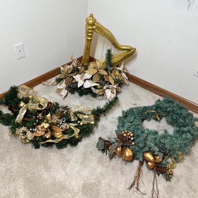 Lot 22 Christmas greenery