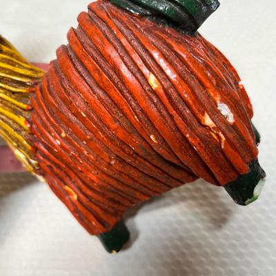 Lot 27 Alpaca figures