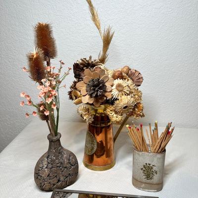 Lot 29 Decor assortment