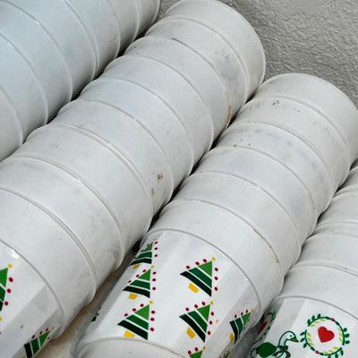 Lot 33 Christmas Drink ware