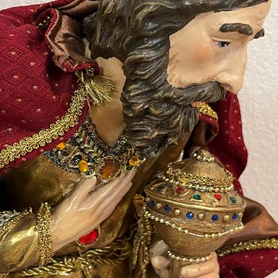 Lot 34 Wisemen figures