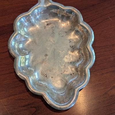Sterling Silver Leaf Dish 134 Grams (DR)