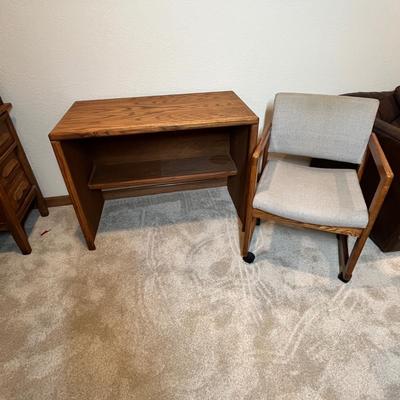 Lot 37 Vintage 80s Desk