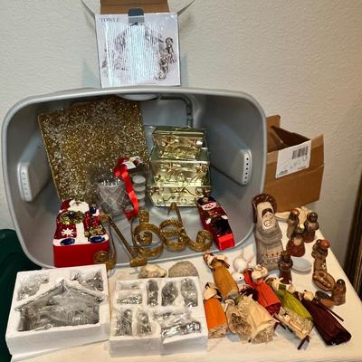 Lot 38 Tub of nativity sets