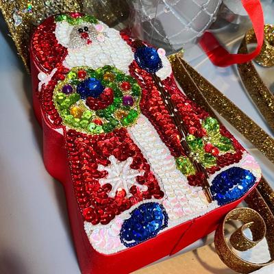 Lot 38 Tub of nativity sets