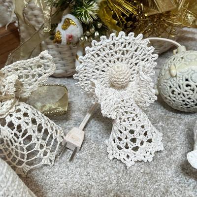 Lot 40 Tote of Christmas Decor