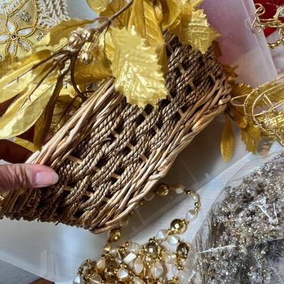 Lot 44 Tub of Silver & Gold Decor