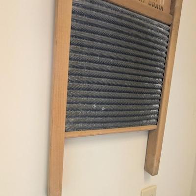 Primitive Wash Board The Zing King Top Notch (L)