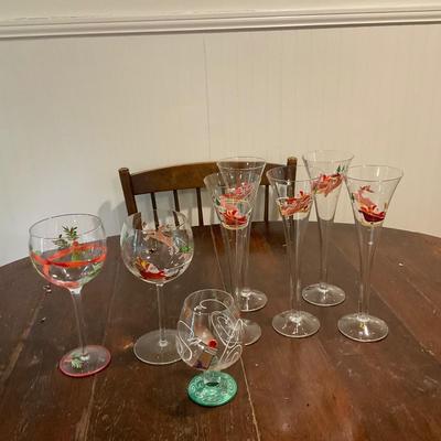 K1231 Hand Painted Christmas Wine Glasses