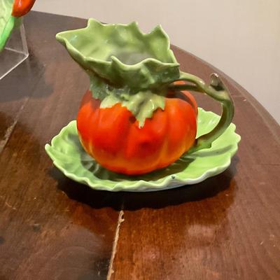 K1232 Large LOT of Royal Bayreuth & More!!