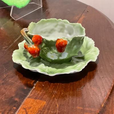 K1232 Large LOT of Royal Bayreuth & More!!