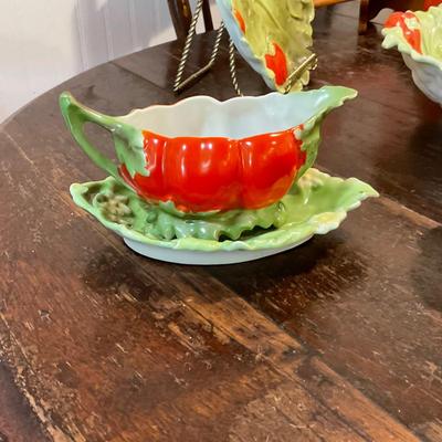 K1232 Large LOT of Royal Bayreuth & More!!