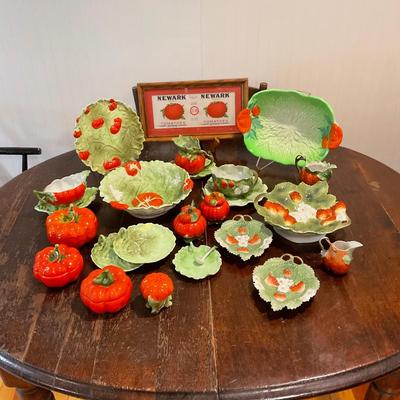 K1232 Large LOT of Royal Bayreuth & More!!