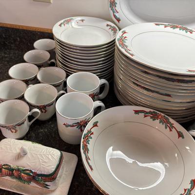 Poinsettia and Ribbon China
