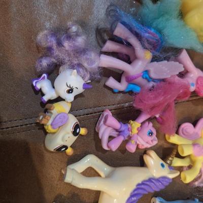 Ponies and unicorns