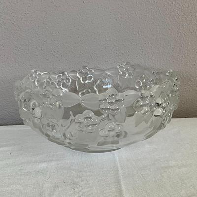 Vintage Mikasa Carmen Crystal Serving Bowl