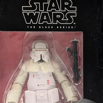 LOT 101: Hasbro, Star Wars The Black Series NIB, The Rebel Trooper, Battle Droid, Clone Trooper Echo, Range Trooper & Marrok Action...