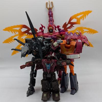 LOT 107: Hasbro Transformers Generations Legacy Series Action Figures, Siege Skytread, Nightprowler, Ramjet, The Real Ghostbusters &...