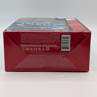 LOT 119: Hasbro Transformers NRFB #86 Wreck-Gar & #76 Thrust