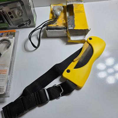Tire Inflator, Bungee Cord Kit & Trailer Accessories Lot