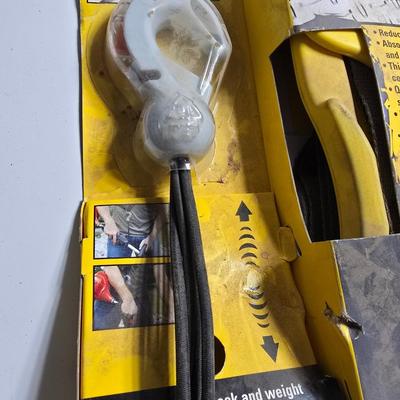Tire Inflator, Bungee Cord Kit & Trailer Accessories Lot