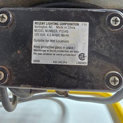 Work Lights – Pair of Portable Halogen Shop Lights
