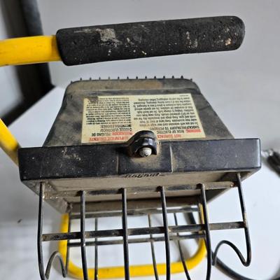 Work Lights – Pair of Portable Halogen Shop Lights