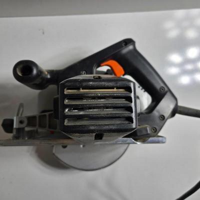 Black & Decker Sawforce 300 Circular Saw – 2.5 HP