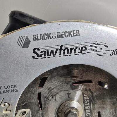 Black & Decker Sawforce 300 Circular Saw – 2.5 HP