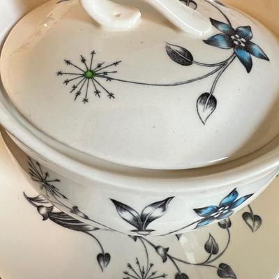 Vintage MCM Johnson Bros. Titania Blue Dinnerware 32 Pc Set