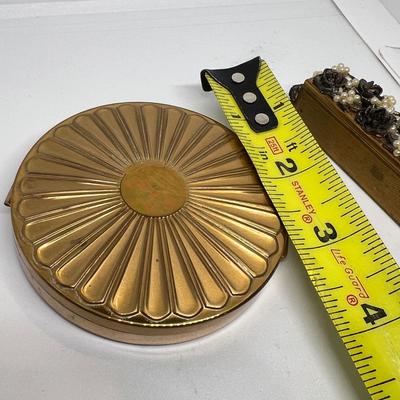 Lot of 7 Vintage Compacts - Revlon, Germaine Monteil, Majestic, Norida