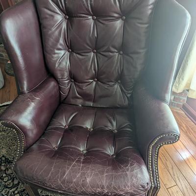 Classic Leather Chair & Foot Stool (LR)