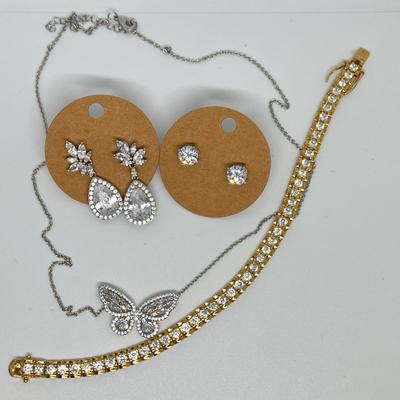 4 Piece Sparkly CZ Jewelry Lot