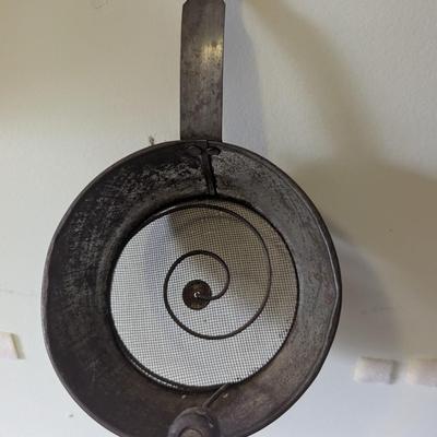 Primitive Kitchen Utensils (L)