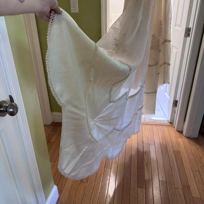 William Cahill Vintage Wedding Dress (B2-DZ)