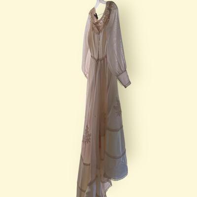 William Cahill Vintage Wedding Dress (B2-DZ)