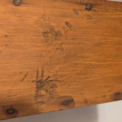 Primitive Wooden Farmhouse Box (B)