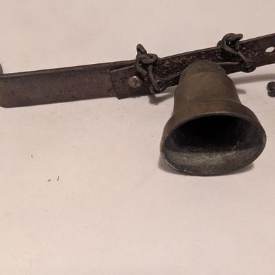 Early Brass Horse Hames Bell Set Sleigh Buggy & Small Skillet (B)