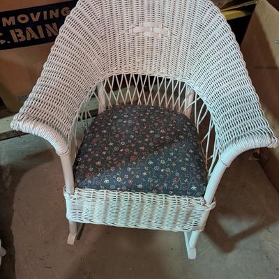 Vintage Wicker Chair (B)
