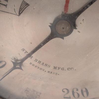 The Aultman Taylor Machry Steam Gauge (B)