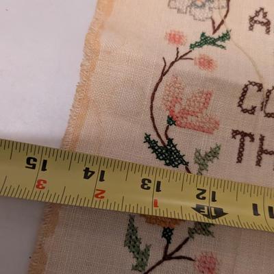 Pair Of Embroidered Wall Decor (B)