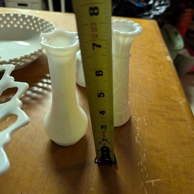 Vintage Westmoreland Glass White Milk Glass Dishes (B)